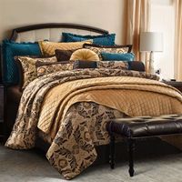 Loretta King Comforter Set